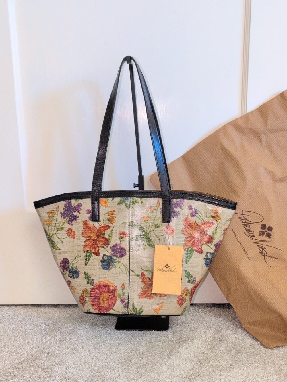 Patricia Nash Parisian Newspaper Poppy Tote - NWT
